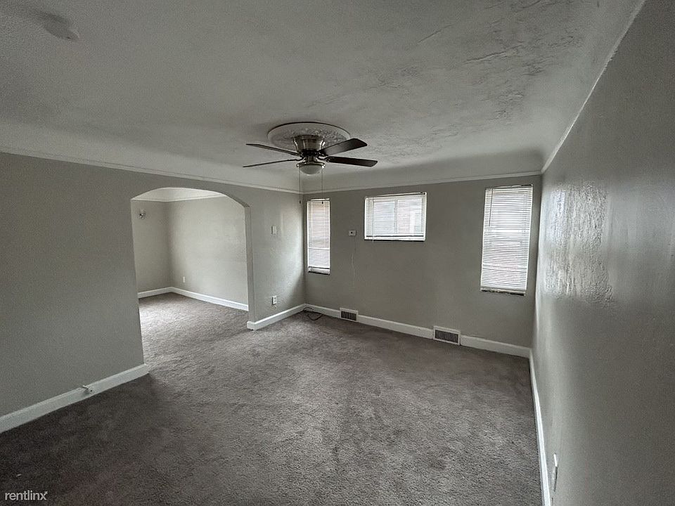 living room marketing pics
