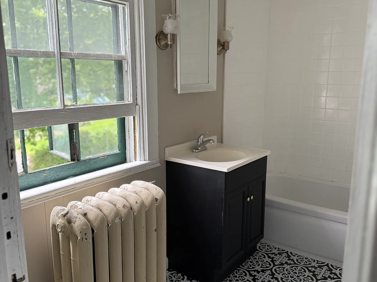 1509 New Scotland Rd — Photo 3