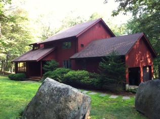 32 Sarles St, Armonk, NY 10504