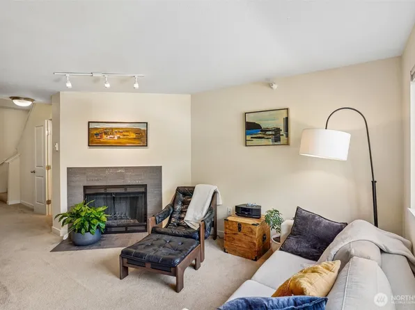 700 Front Street S #C206, Issaquah, WA 98027