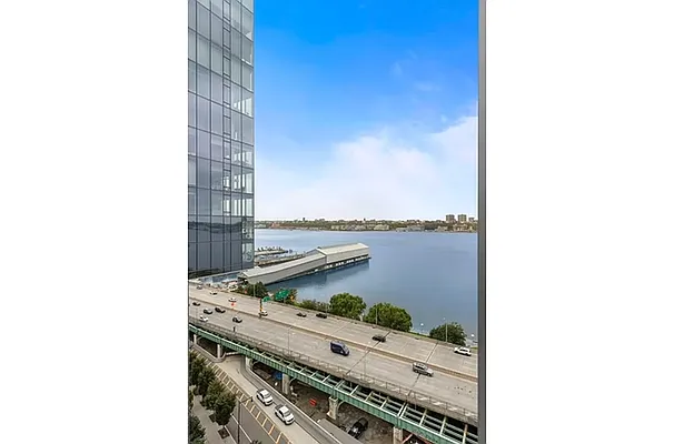Outdoor, photo 1