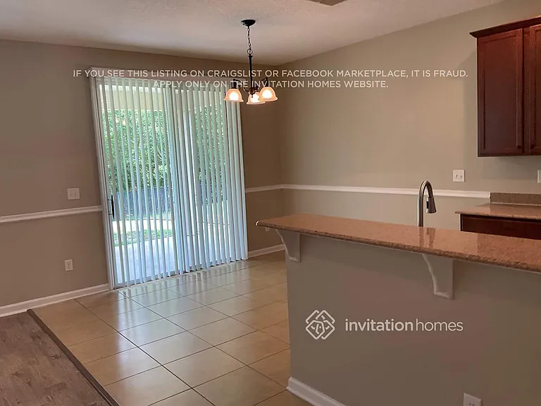 161 Woodfield Ln — Photo 4
