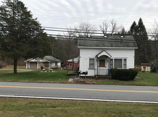 529 Fireline Rd, Palmerton, PA 18071