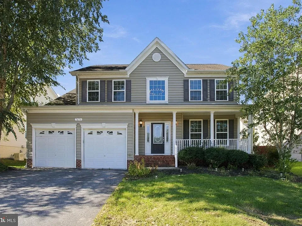 3671 Middle Ground Ct