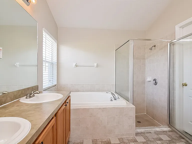 9252 Zincoe Ln — Photo 9
