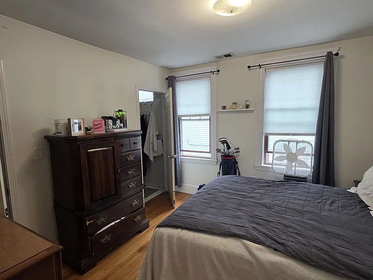 138 Nonantum St — Photo 8