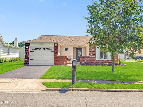 170 Everest Drive S, Brick, NJ 08724