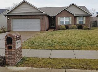 10686 Fall Creek Dr, Newburgh, IN