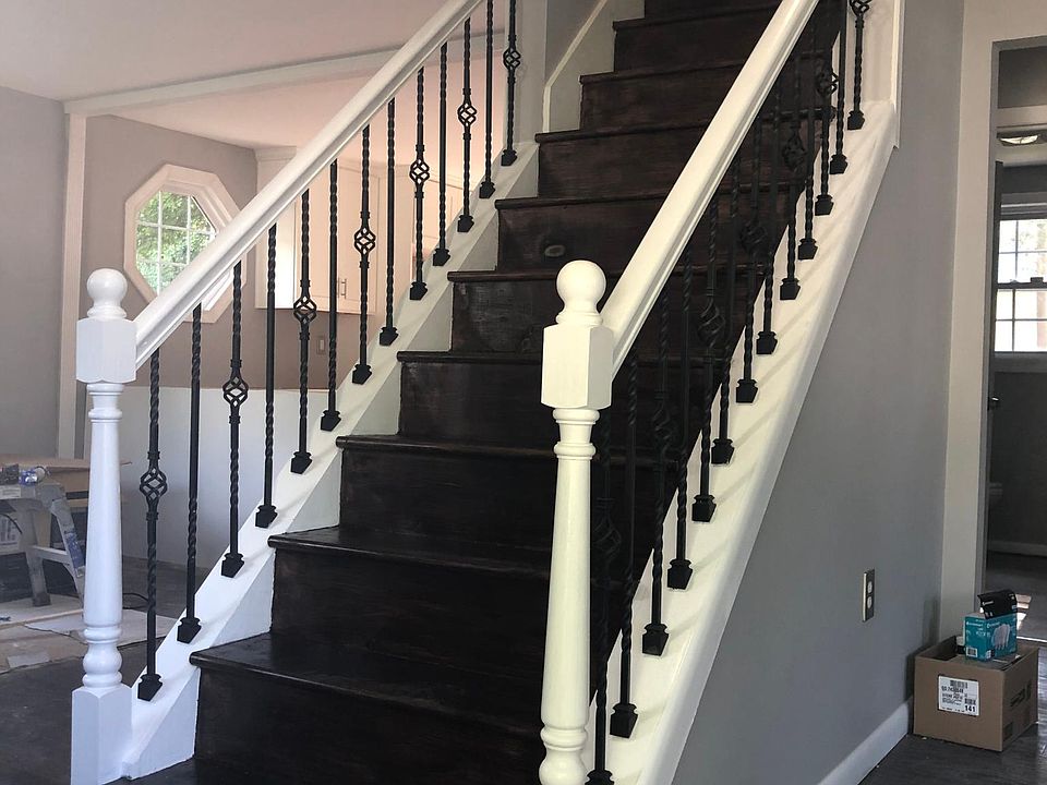 2nd image of 251 Saybrooke St