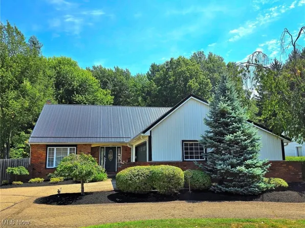 6677 Stratford Rd, Painesville, OH 44077