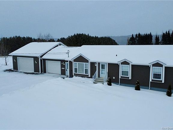 5th image of 8 Kennebec St