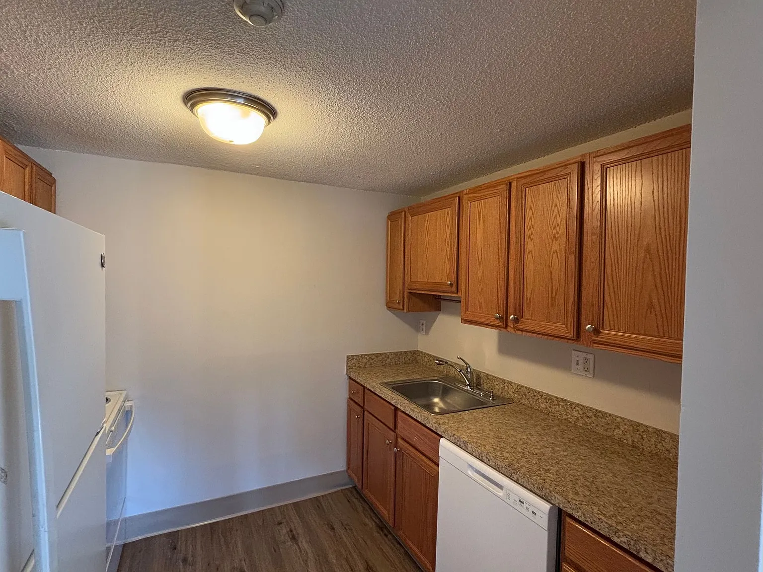 550 Walnut Street — Photo 4