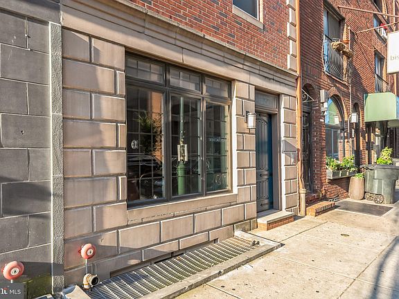3rd image of 1822 South St #A