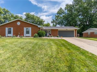 4572 Sylvan Oak Dr, Dayton, OH 45426