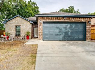 213 Saddle Rd, White Settlement, TX 76108