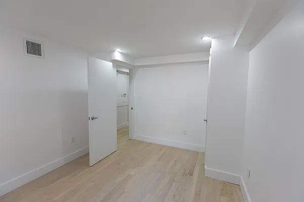 Rented by Owner | media 15