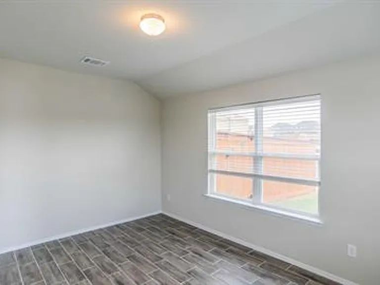 204 Rollingwood Dr — Photo 22