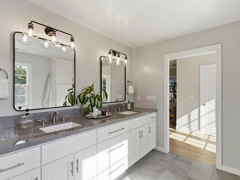 1791 Kirkland Ave — Photo 8