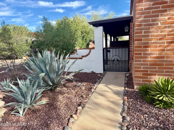491 S Paseo Cerro #B, Green Valley, AZ 85614