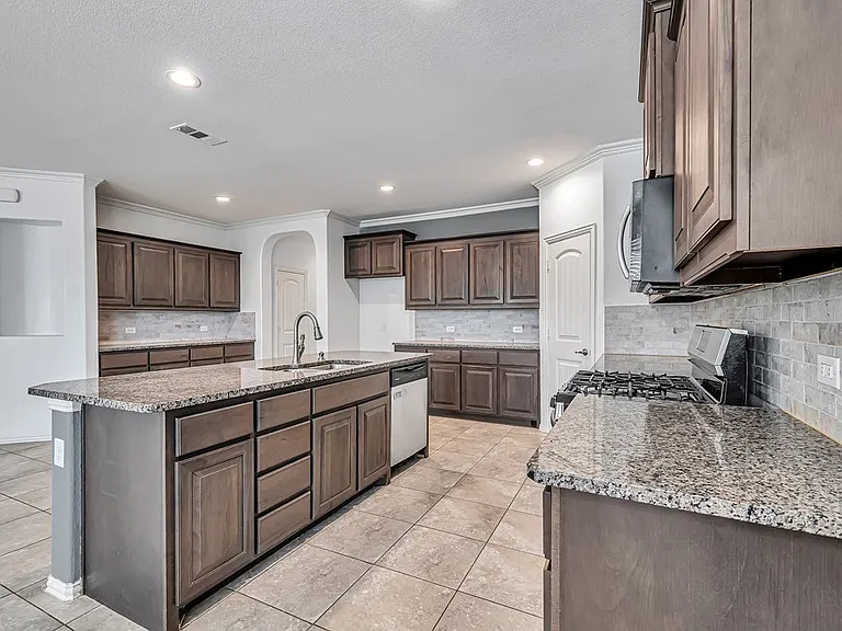 7017 Kate Reed Dr — Photo 12