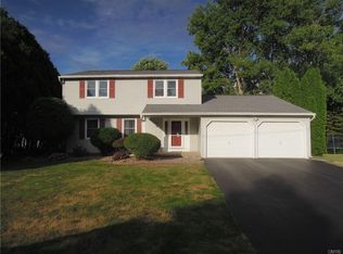 5493 Topsfield Ln, Clay, NY 13041