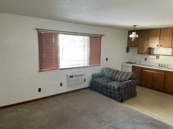 401 Pearl St, Balsam Lake, WI 54810