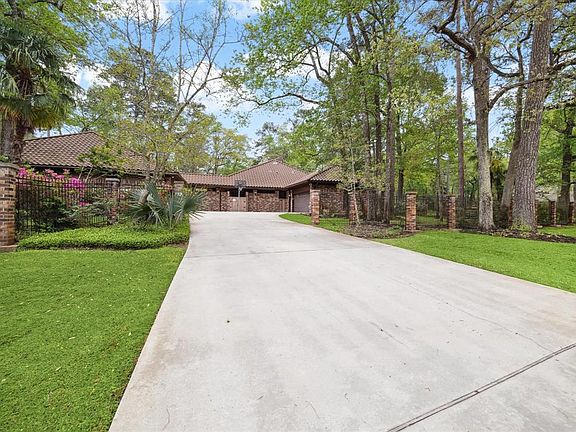 3rd image of 2810 Valley Way Drive