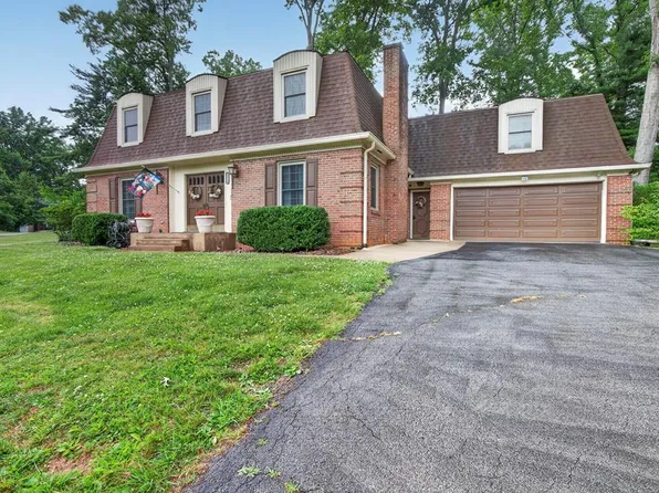 15754 Monticello Dr, Bristol, VA 24202