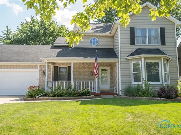 2218 Willowtree Ln, Maumee, OH 43537