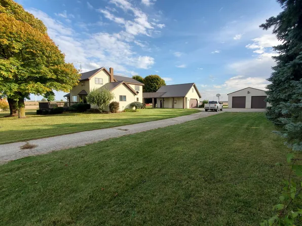 1745 W Weidman, Shepherd, MI 48883