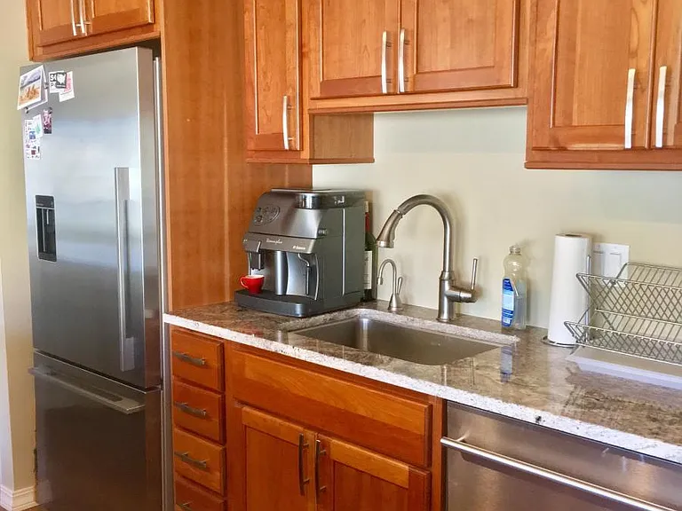 1300 University St #5B — Photo 8