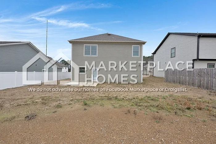 170 Kings Way — Photo 32