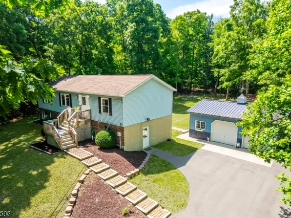 10 Plumer Rd, Frankford Twp., NJ 07860