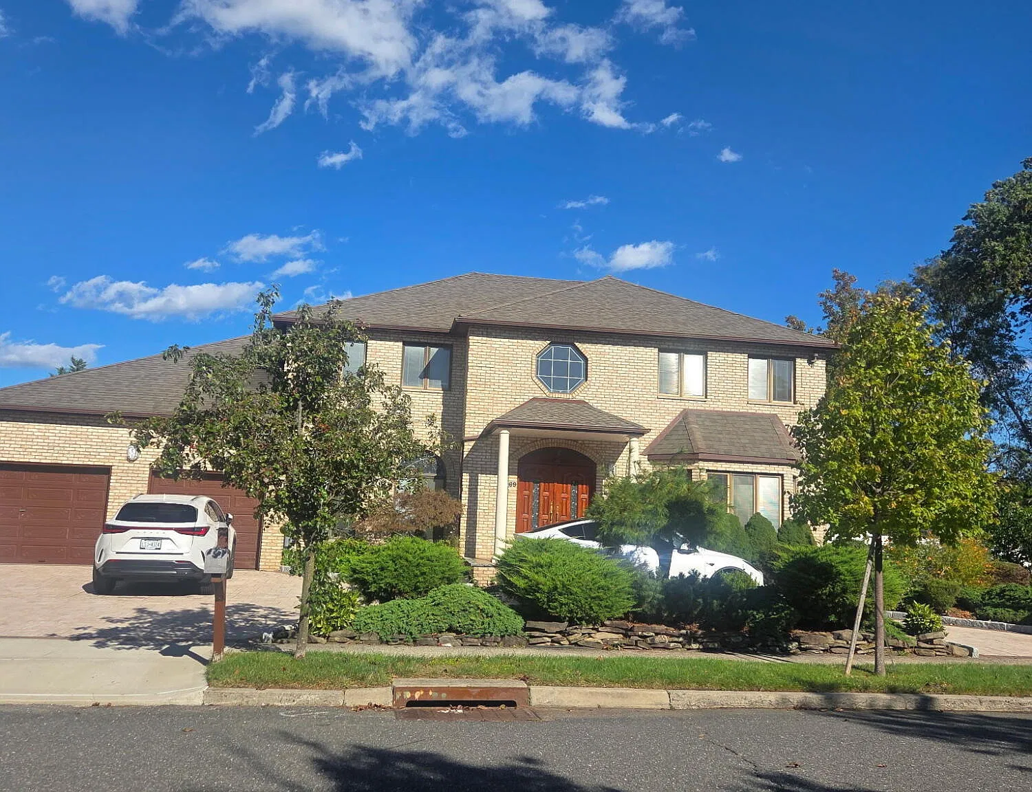 1 bed, 1.0 bath, 600 sqft, $1,750 — Photo 1