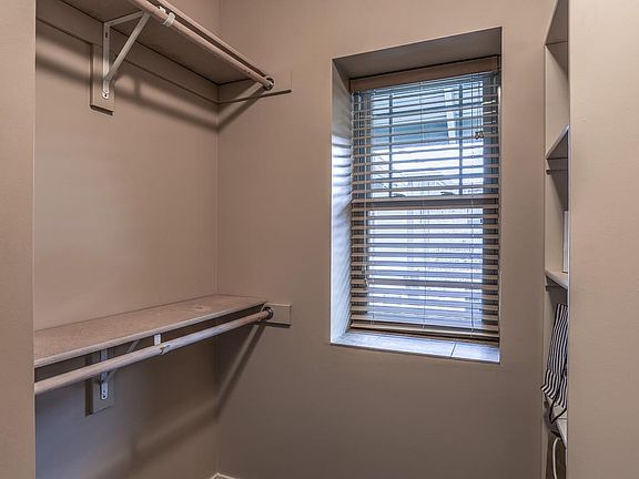3rd image of 806 Park Ave APT 104