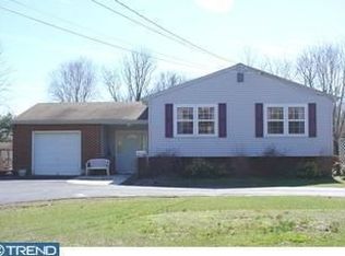 22 Jerrys Ave, Clayton, NJ 08312