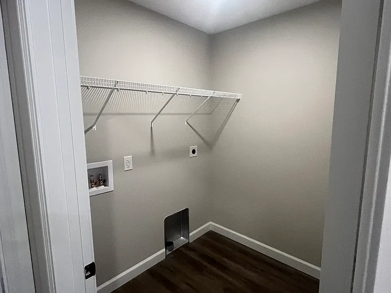 10720 Trenton Ln — Photo 21