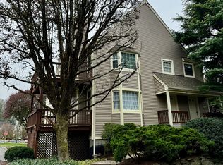 1118 Foxboro Dr UNIT 1118, Norwalk, CT 06851