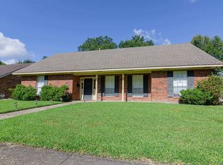 1536 Cora Dr, Baton Rouge, LA 70815