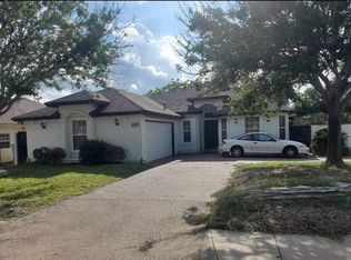 820 Amber Ave, Laredo, TX 78045