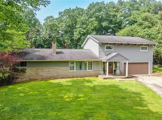 468 Cherokee Dr, Butler, PA 16001