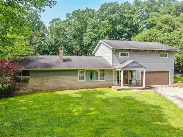 468 Cherokee Dr, Butler, PA 16001