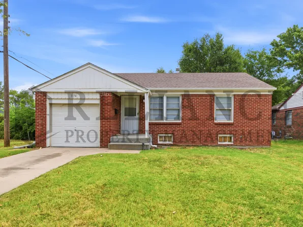 374 N Hillcrest Ave, Wichita, KS 67208
