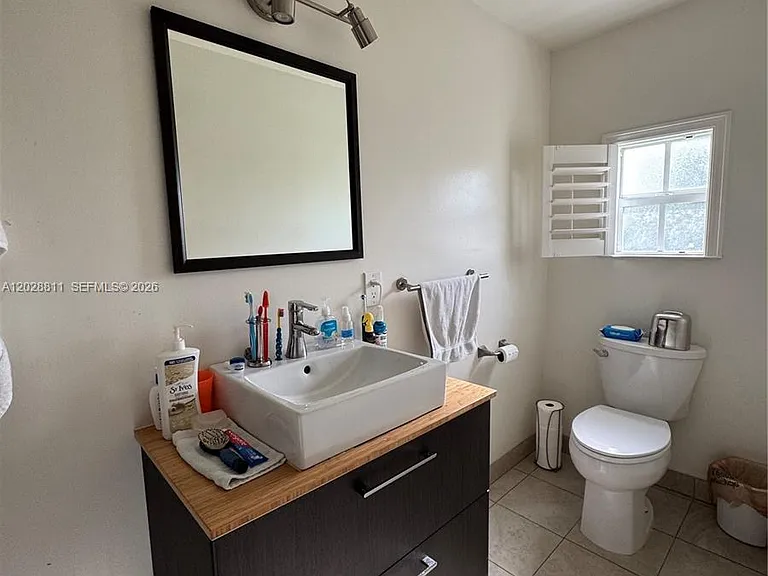 1030 NE 107th St — Photo 26