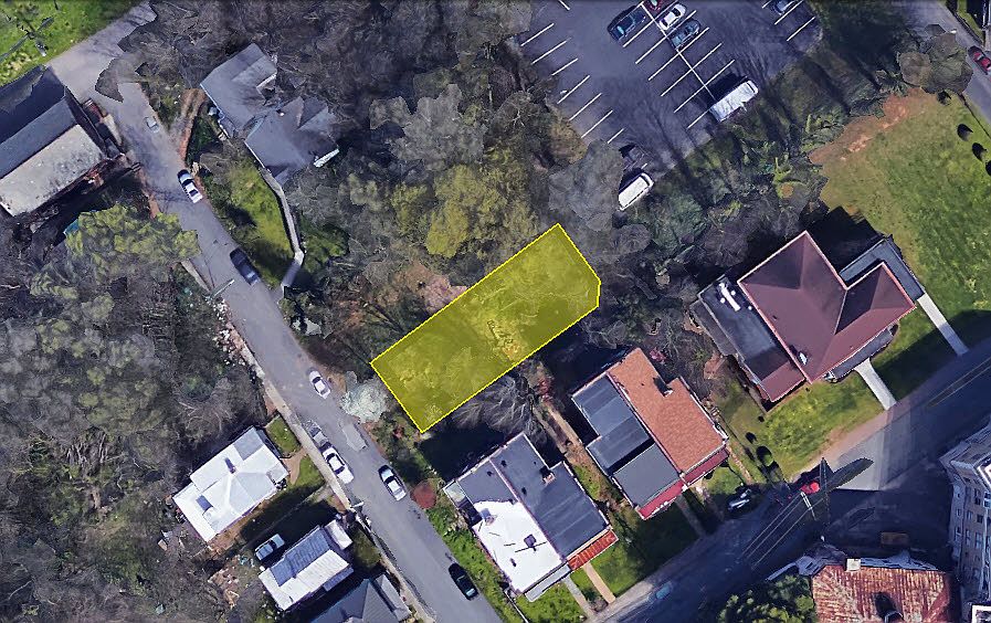 1st image of 1412 Jackson St