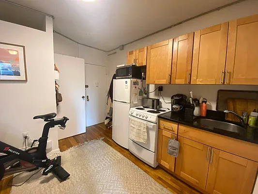 Rented by MOTION New York | media 12