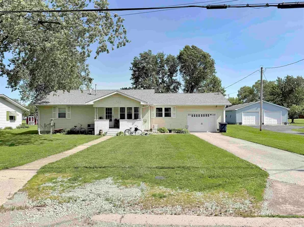 1752 W Barner St, Frankfort, IN 46041