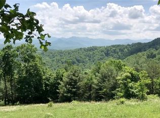 389 Winding Ridge Rd, Marshall, NC 28753