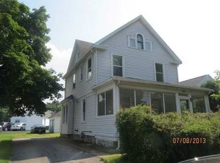 203 Dewberry Dr, Rochester, NY 14622