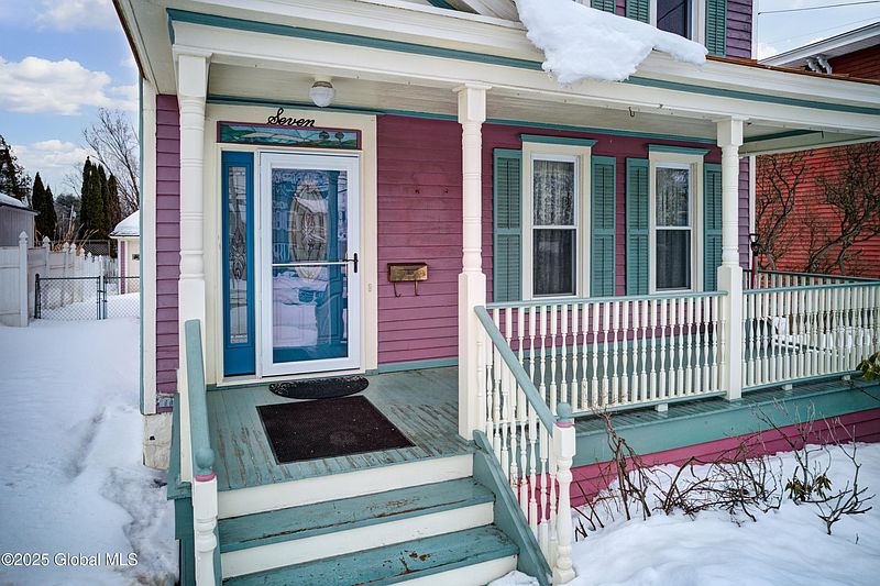 4th image of 7 Hall Avenue